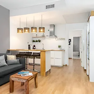 Trinidad Con Parking By Dossan Apartment
